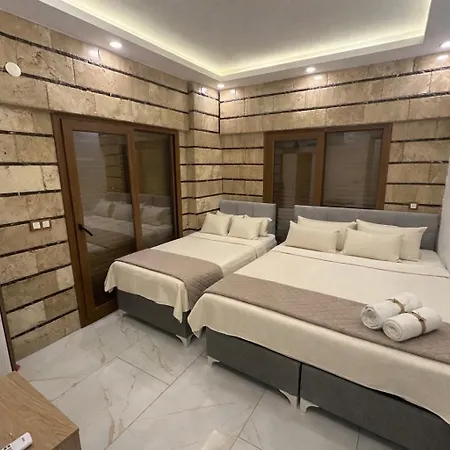 Deniz Kuşadası